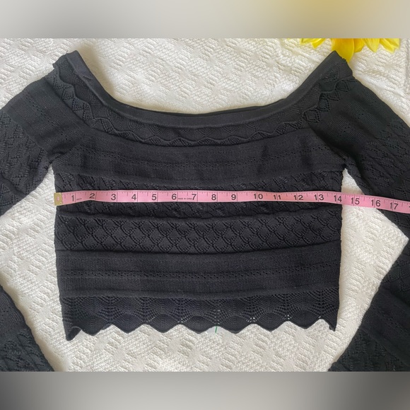 GUESS CROP TOP - Picture 4 of 14